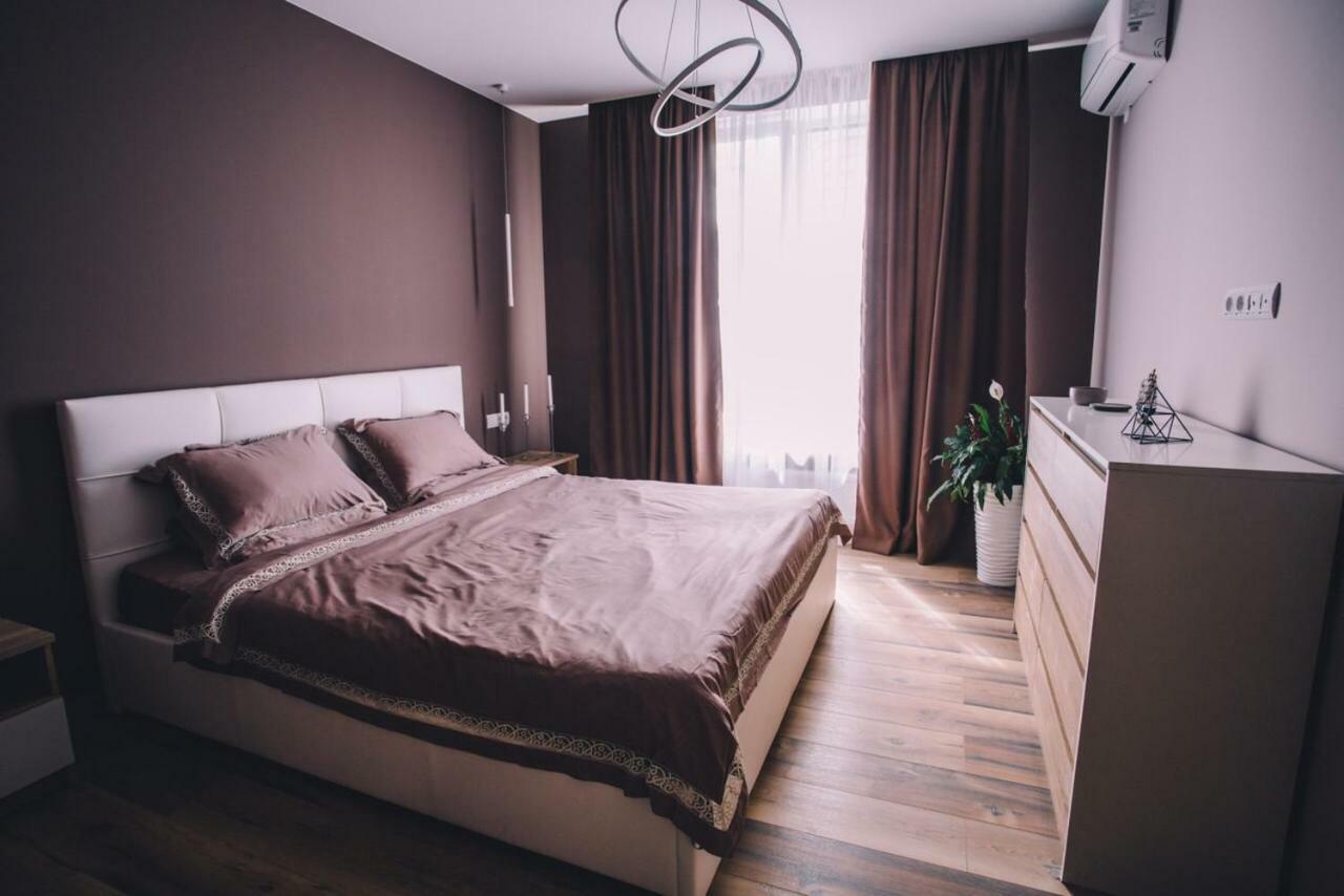 Апартаменты Заречный Kiev Exterior foto
